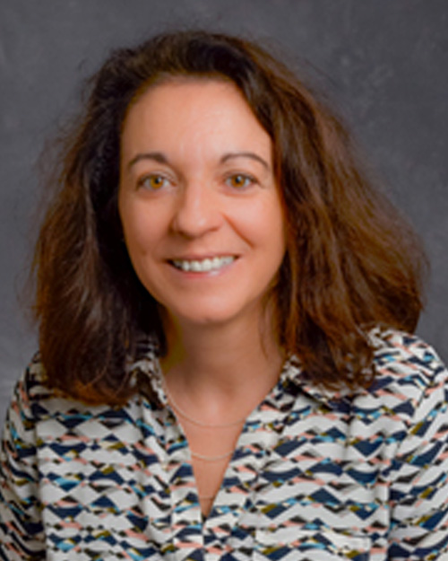 Nuria Cruz-Cámara